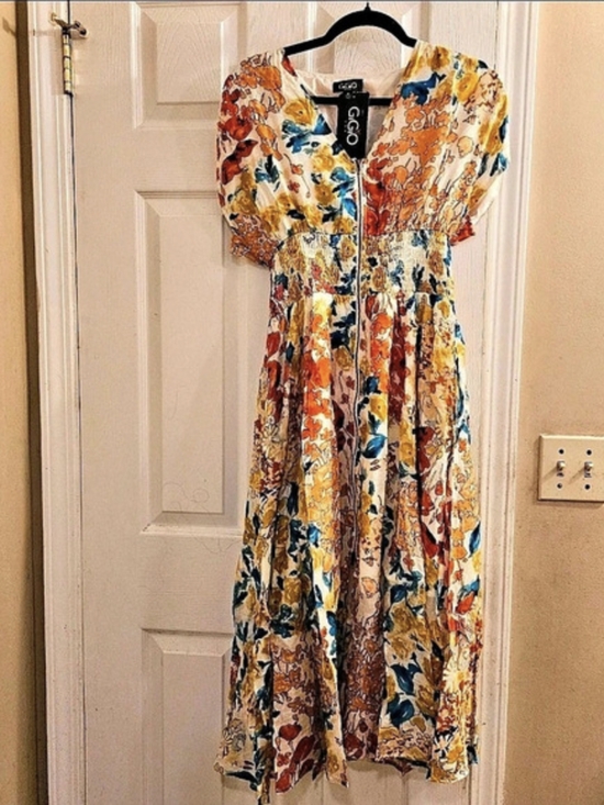 Gigio Dresses & Skirts - GiGiO Floral Maxi Dress White & Orange Size M